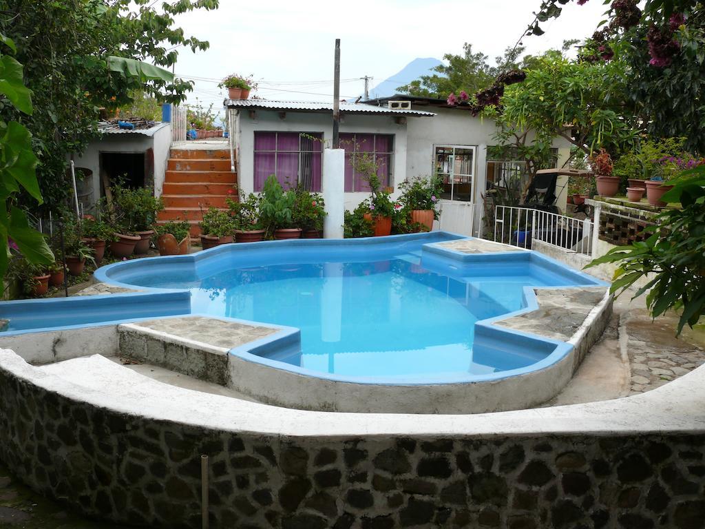 Hotel Playa Linda Panajachel Exterior photo